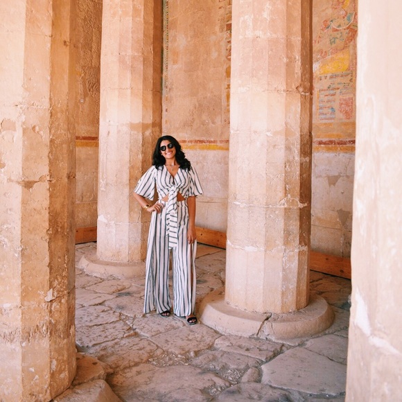 Meet your Posher, Mariame - Picture 1 of 1